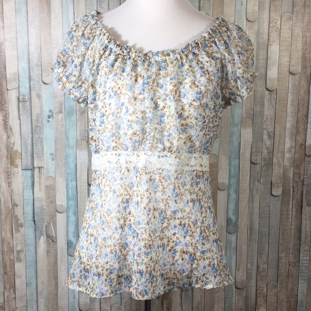 Sheer juniors top